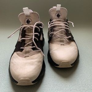 Air Huarache by Nike